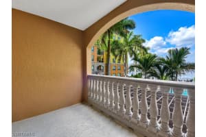 2825 Palm Beach Blvd APT 211, Fort Myers, FL 33916, Sold 08/17/22