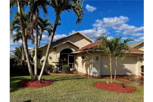 9388 Palm Island Cir, North Fort Myers, FL 33903, Sold 04/08/22