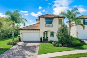 4714 Formosa Dr, Naples, FL 34119, Sold 08/31/22
