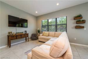 8737 Madrid Cir, Naples, FL 34104, Sold 04/14/22