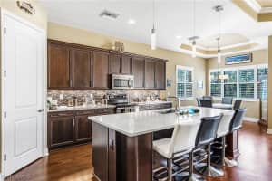 1614 Serrano Cir, Naples, FL 34105, Sold 05/03/22