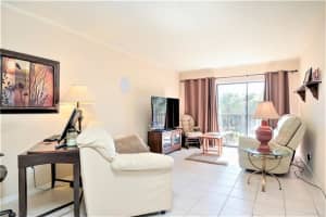 12501 McGregor Blvd APT 25, Fort Myers, FL 33919, Sold 05/31/22