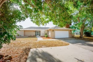 8450 Beacon Blvd, Fort Myers, FL 33907, Sold 06/03/22