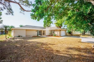 8450 Beacon Blvd, Fort Myers, FL 33907, Sold 06/03/22
