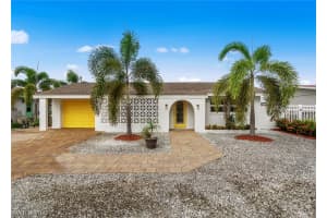 12151 Boat Shell Dr, Matlacha Isles, FL 33991, Sold 04/29/22