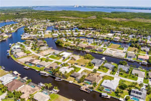 2226 SE 19th Pl, Cape Coral, FL 33990, Sold 05/26/22