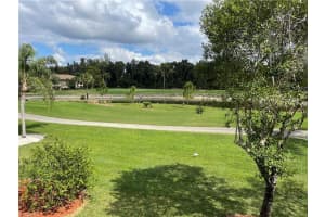 5910 Trailwinds Dr APT 423, Fort Myers, FL 33907, Sold 04/08/22