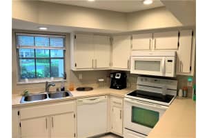 4 Park Ln Cir, Lehigh Acres, FL 33936, Sold 05/27/22