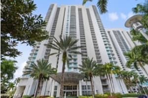 3000 Oasis Grand Blvd, Fort Myers, FL 33916, Sold 03/31/22