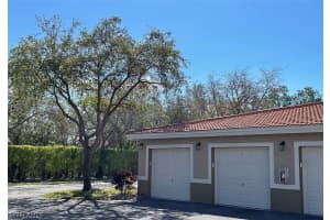 6870 Huntington Lakes Cir, Naples, FL 34119, Sold 04/07/22
