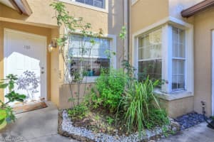 9589 Crescent Garden Dr, Naples, FL 34109, Sold 05/02/22