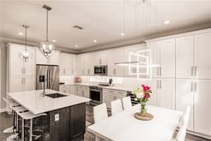 1651 Triangle Palm Terrace, Naples, FL 34119, Sold 04/08/22