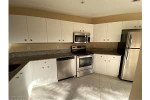 6610 Huntington Lakes Cir, Naples, FL 34119, Sold 04/08/22