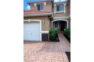 9551 Roundstone Cir, Fort Myers, FL 33967, Sold 04/11/22