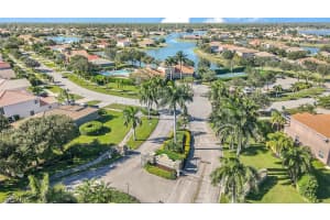 2055 Grove Dr, Naples, FL 34120, Sold 07/26/22