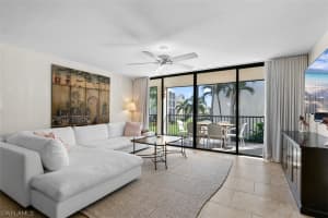 931 Collier Ct, Marco Island, FL 34145, Sold 05/03/22