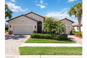 3913 Sapphire Wy, Naples, FL 34114, Sold 04/29/22
