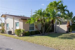 6122 Principia Dr APT 4, Fort Myers, FL 33919, Sold 04/27/22