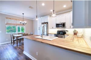 9327 Lake Abby Ln, Bonita Springs, FL 34135, Sold 05/10/22