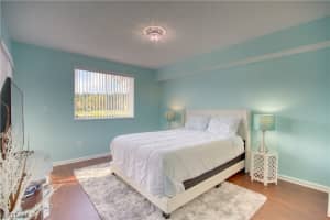 1810 Florida Club Cir, Naples, FL 34112, Sold 05/03/22