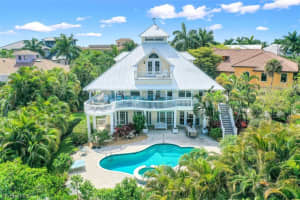 203 San Mateo Dr, Bonita Springs, FL 34134, Sold 06/27/22