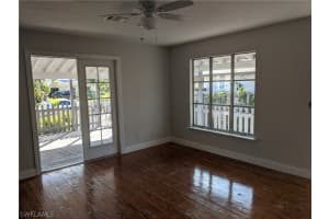 685 107th Ave N, Naples, FL 34108, Sold 04/29/22