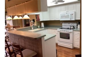 5830 Trailwinds Dr APT 822, Fort Myers, FL 33907, Sold 04/22/22