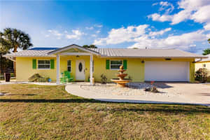 7151 Emily Dr, Fort Myers, FL 33908, Sold 04/11/22