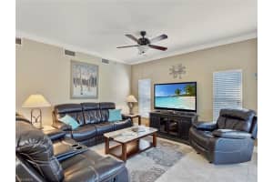 10090 Lake Cove Dr APT 102, Fort Myers, FL 33908, Sold 04/29/22