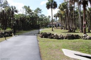602 16th Ave S, Naples, FL 34102, Sold 05/11/22