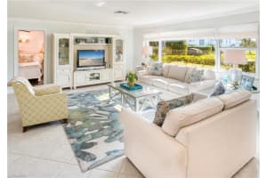244 Palm Lake Dr, Sanibel, FL 33957, Sold 04/29/22