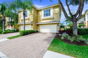5012 Maxwell Cir, Naples, FL 34105, Sold 04/21/22