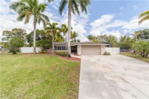 1687 N Flossmoor Rd, Fort Myers, FL 33919, Sold 04/25/22