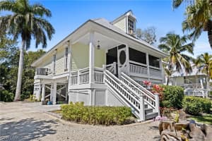 247 Daniel Dr, Sanibel, FL 33957, Sold 05/10/22