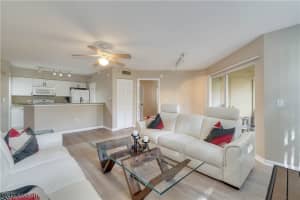 8870 Colonnades Ct W APT 312, Bonita Springs, FL 34135, Sold 04/27/22