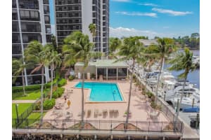 1910 Virginia Ave # B-202, Fort Myers, FL 33901, Sold 04/08/22