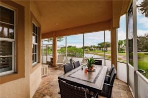 5580 Berkshire Dr APT 104, Fort Myers, FL 33912, Sold 04/18/22