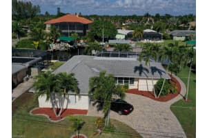 107 58th Terrace, Cape Coral, FL 33914 - MLS#222017782