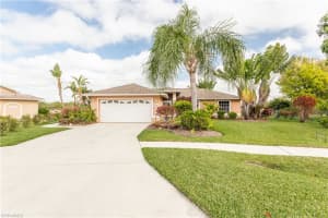 1543 Graduate Ct, Lehigh Acres, FL 33971, Sold 04/29/22