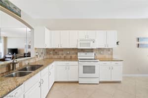 7807 Berkshire Pines Dr, Naples, FL 34104, Sold 05/27/22