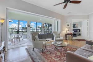 375 Sea Grove Ln, Naples, FL 34110, Sold 06/30/22