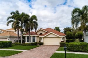 11801 Bramble Ct, Naples, FL 34120, Sold 04/25/22