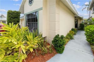 13681 Admiral Ct, Fort Myers, FL 33912, Sold 04/27/22