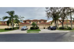 360 Robin Hood Cir, Naples, FL 34104, Sold 04/28/22