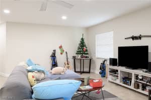 9621 Crescent Garden Dr, Naples, FL 34109, Sold 05/06/22