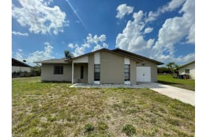 1531 Medford Pl, Lehigh Acres, FL 33936, Sold 04/26/22