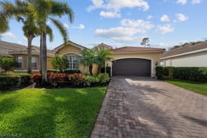 6878 Del Mar Terrace, Naples, FL 34105, Sold 05/16/22