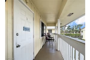 4625 Bayshore Dr, Naples, FL 34112, Sold 04/29/22