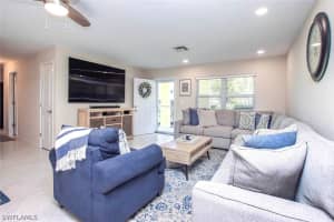 4729 Pembrooke Ln, Bonita Springs, FL 34134, Sold 04/20/22