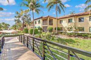 975 Sandpiper St, Naples, FL 34102, Sold 04/07/22